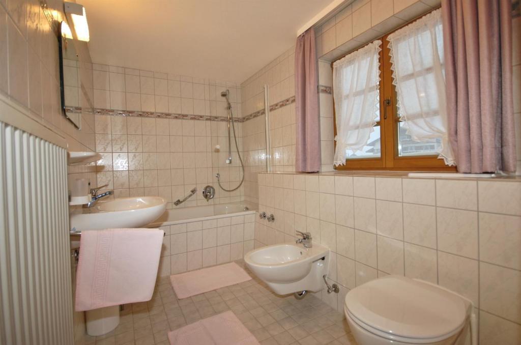 Gaestehaus Walserheimat Riezlern Kamer foto