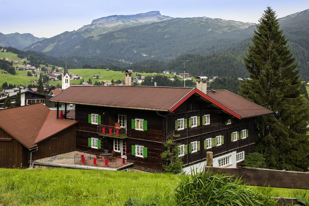 Gaestehaus Walserheimat Riezlern Buitenkant foto
