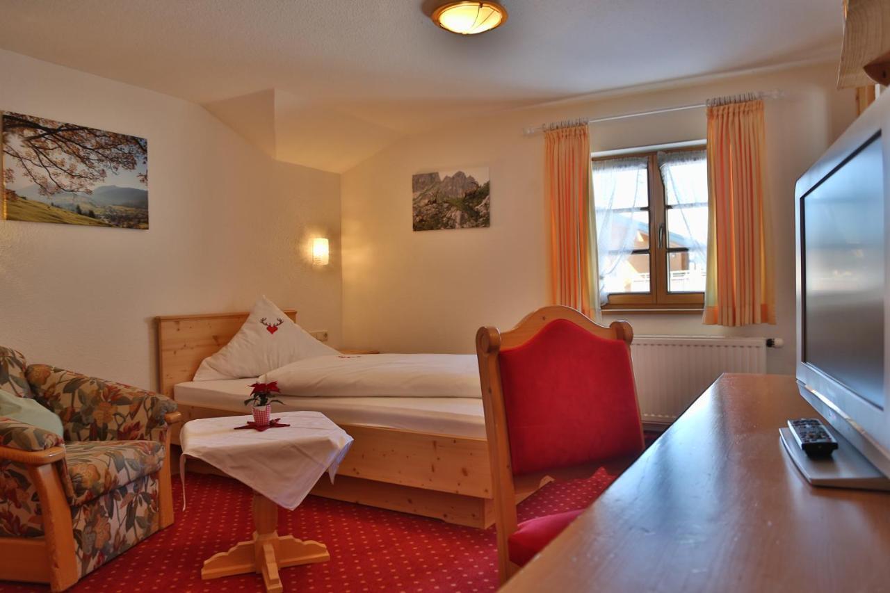 Gaestehaus Walserheimat Riezlern Buitenkant foto
